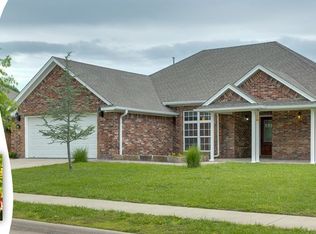 815 Herron St, Prairie Grove, AR 72753