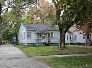 21441 Atlantic Ave, Warren, MI 48091