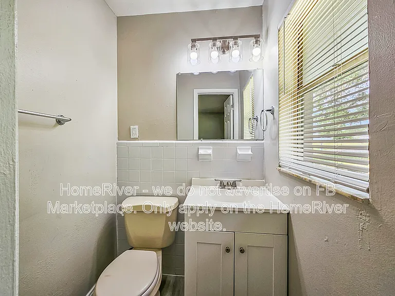 1550 Wright Dr — Photo 14
