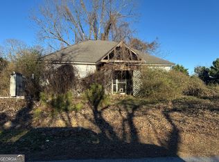 69 Easy St, Toccoa, GA 30577