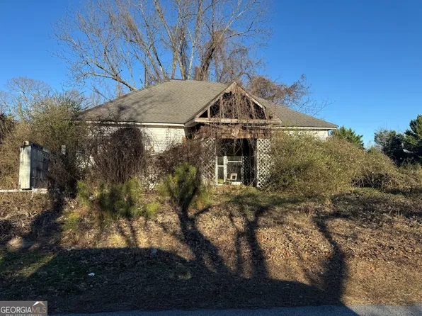 69 Easy St, Toccoa, GA 30577