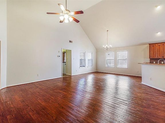 5th image of 19915 Shore Meadows Ln