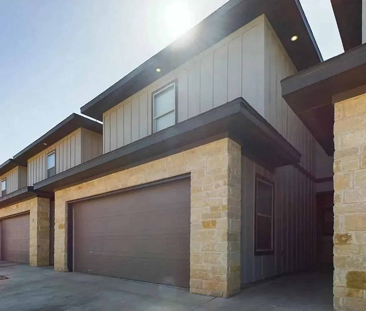 West End Townhome | 3 Bed | 3.5 Bath | 2 Car Garage — Photo 1
