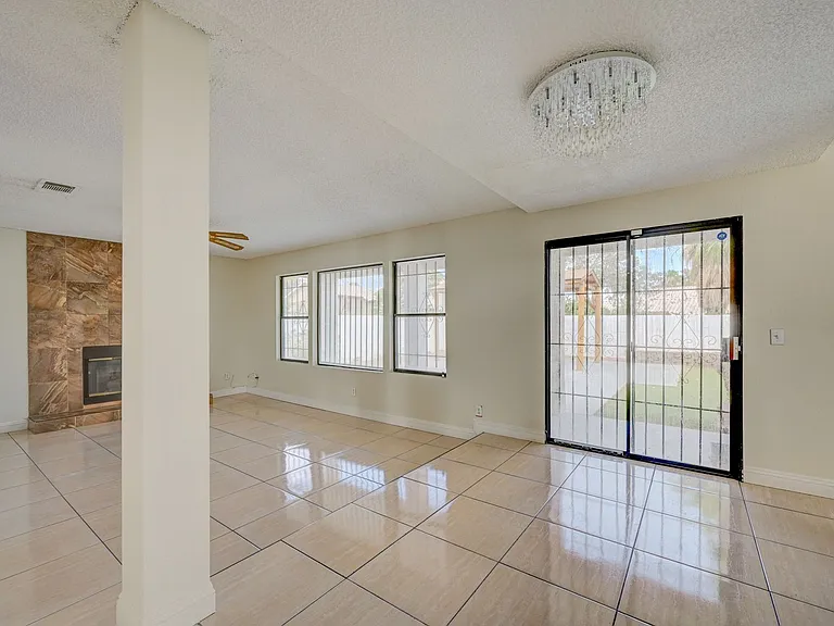 2616 Camphor Tree St — Photo 27