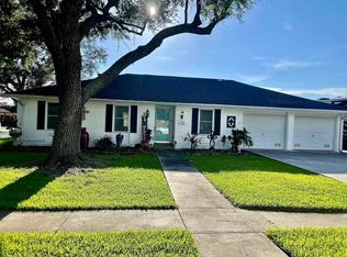 2718 Ruth Ln, Port Neches, TX 77651