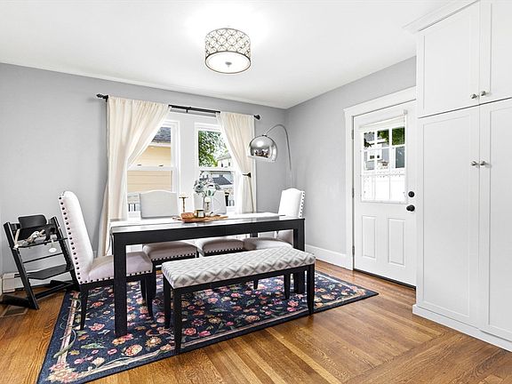 5th image of 7 Harvard St