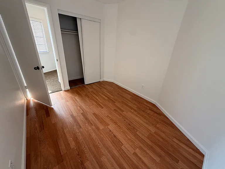 6665 Gatehouse Ln — Photo 29