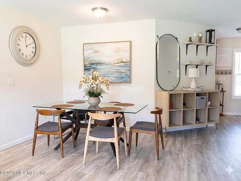 6432 Bates Dr — Photo 3