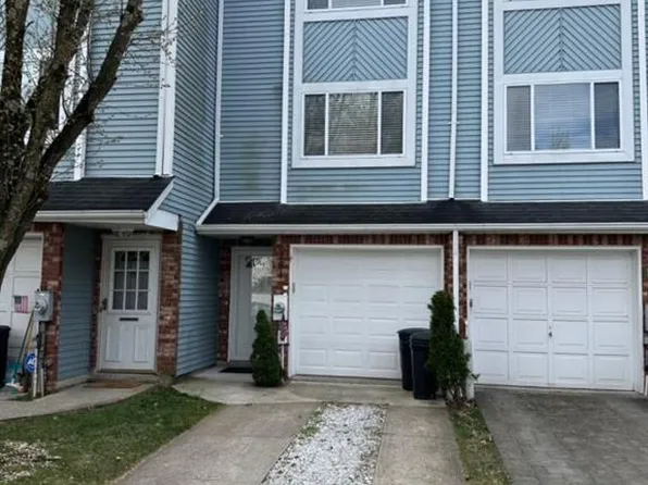 151 Pembrook Loop, Staten Island, NY 10309