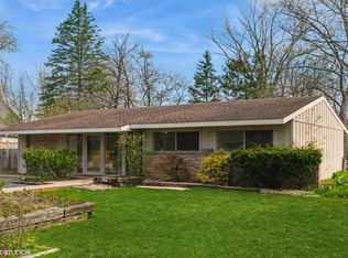 1709 Happ Rd, Northbrook, IL 60062