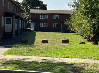 694 Woodward Ave, East Haven, CT 06512