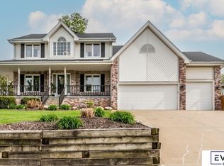 3211 Rahn Blvd, Bellevue, NE 68123