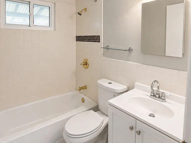 645 Shepley Dr — Photo 11