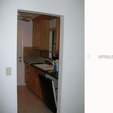 5th image of 8416 Flagstone Dr