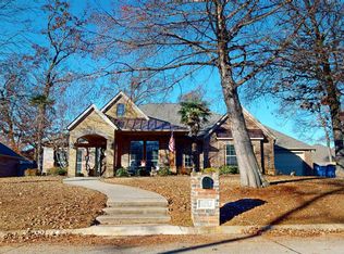 6907 Sugar Crest Dr, Texarkana, AR 71854