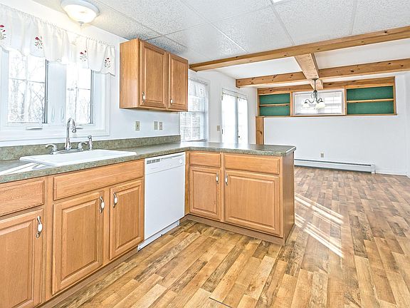 Nice cabinets and countertops