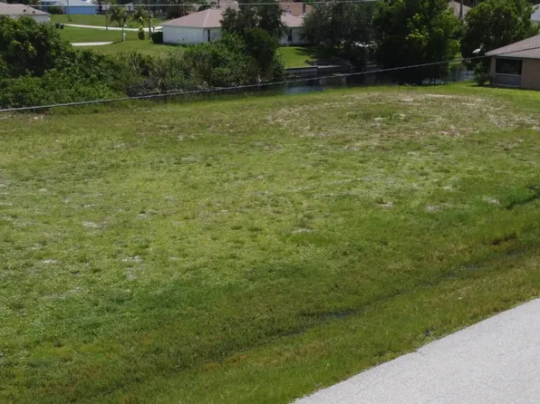 2218 NW 4th Street, Cape Coral, FL 33993