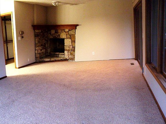 Master BR Suite w/ FP