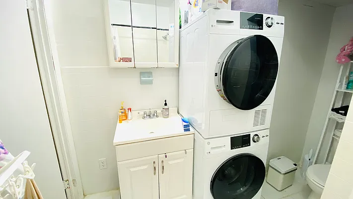 Rented by Oxford Property Group | media 18