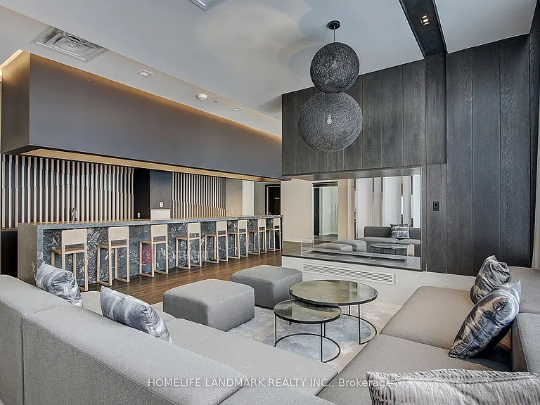 5180 Yonge St #2002 — Photo 8