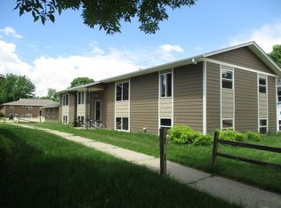 1045 9th Ave APT 3, Brookings, SD 57006