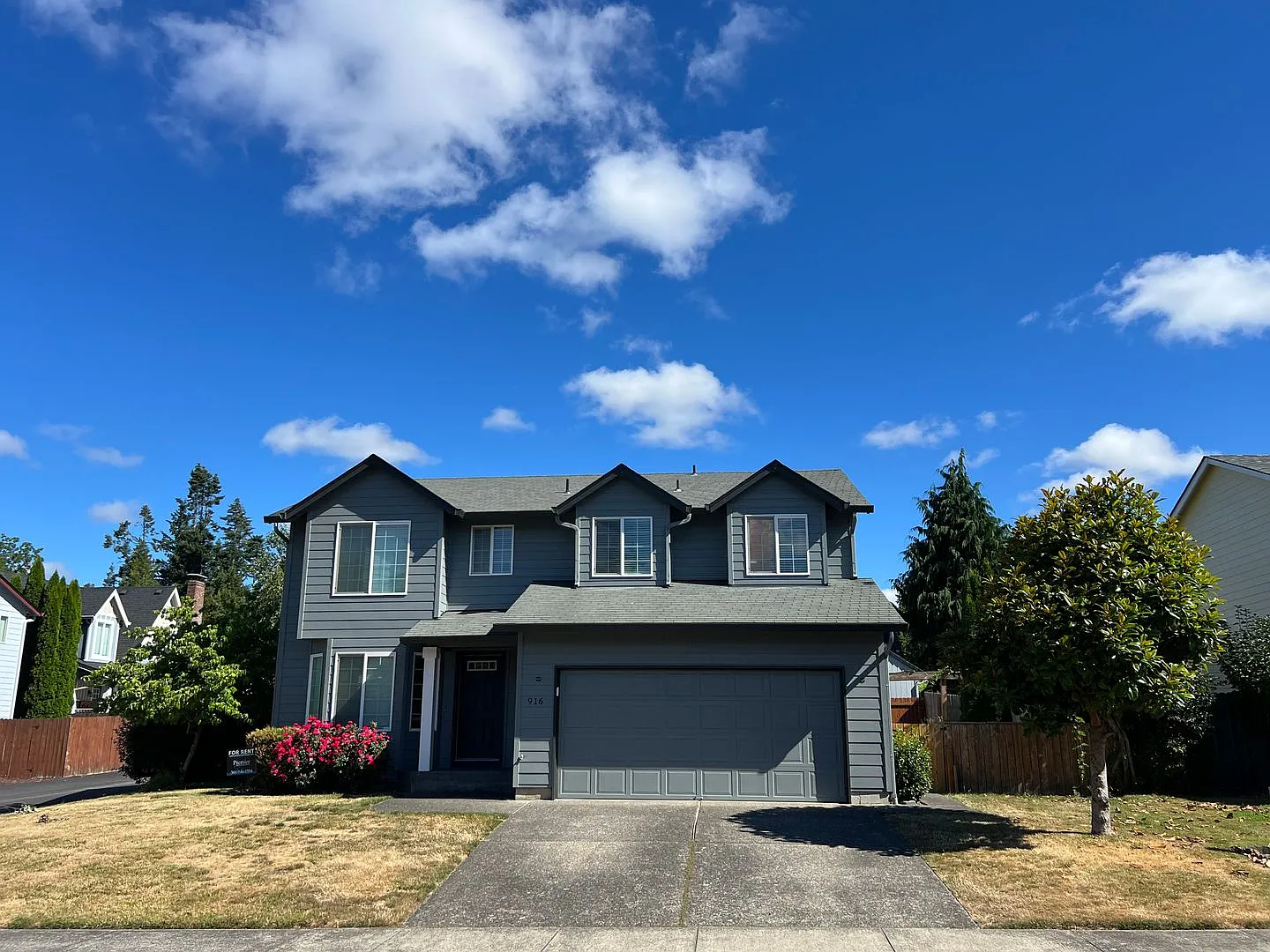 2 Story North Salmon Creek Home for Lease - 916 NW 148th St — Photo 2