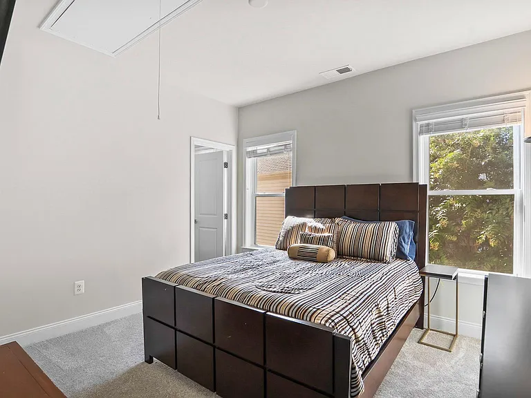 1639 Stream Valley Overlook — Photo 34