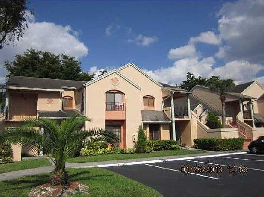 2nd image of 8225 NW 191st St #1-D