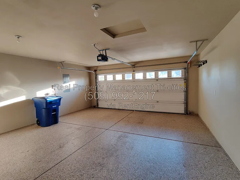 2667 Torrey Pines Way — Photo 30