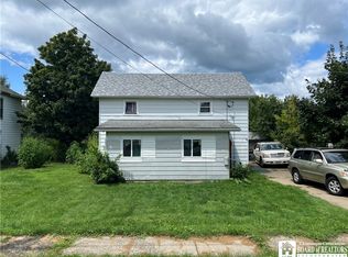 25 Burton Ave, Ripley, NY 14775