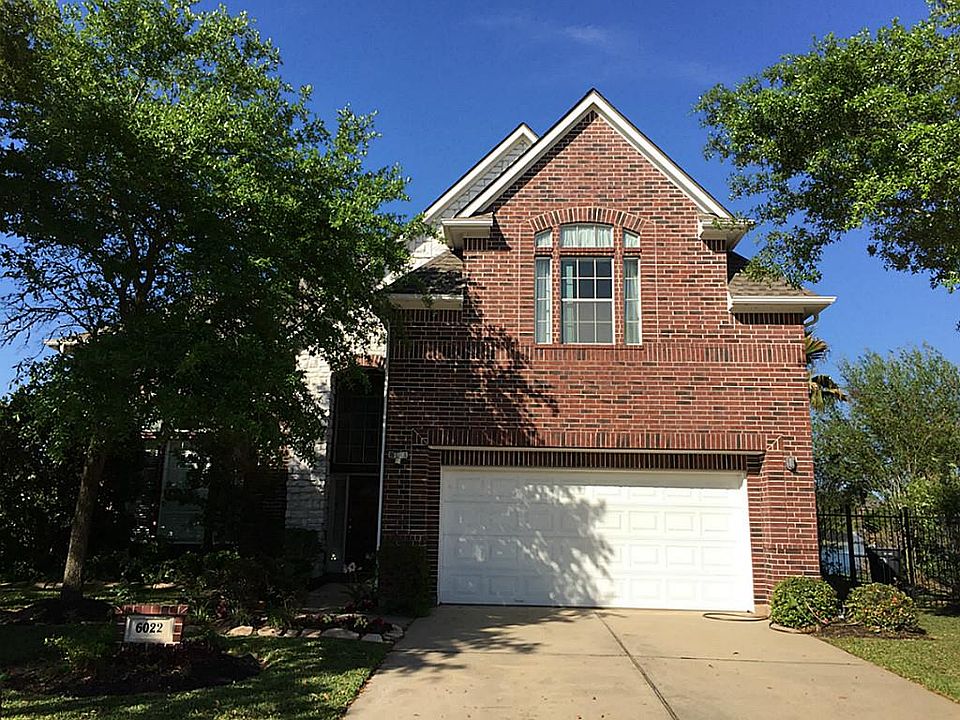 1st image of 6022 Stratford Gardens Dr