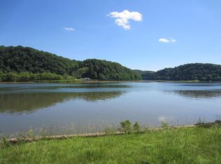 4263 Little Wytheville Rd, Draper, VA 24324