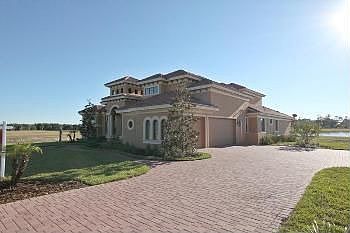 2nd image of 10760 Lago Bella Dr