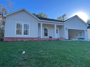 30 Memory Ln, Eufaula, AL 36027