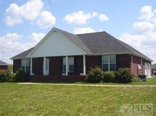 32 Stevens Cir, Lafayette, TN 37083