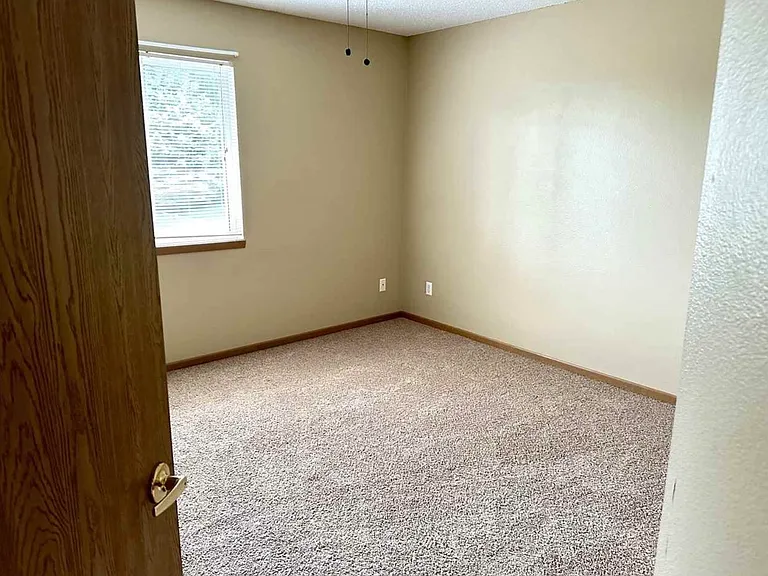 139 Northridge Dr #121 — Photo 8