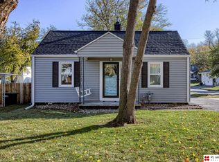 2153 S 48th St, Omaha, NE 68106