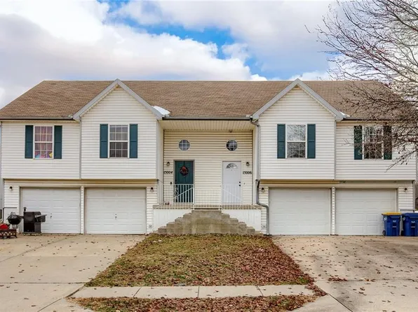 15006 Kelly Dr, Smithville, MO 64089
