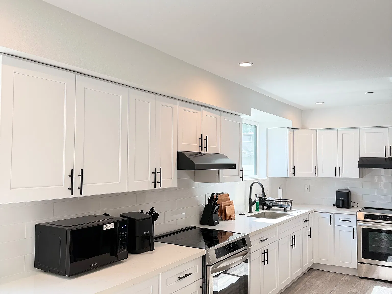 1 bed, 1.5 bath, $1,250 — Photo 4
