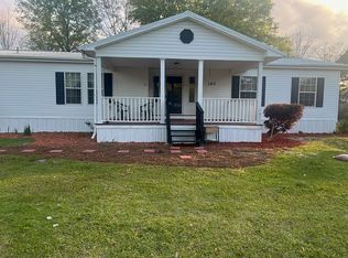 140 Crosby St, Surrency, GA 31563