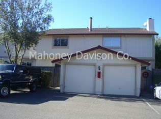 4521 Harbor Ln, Rohnert Park, CA 94928