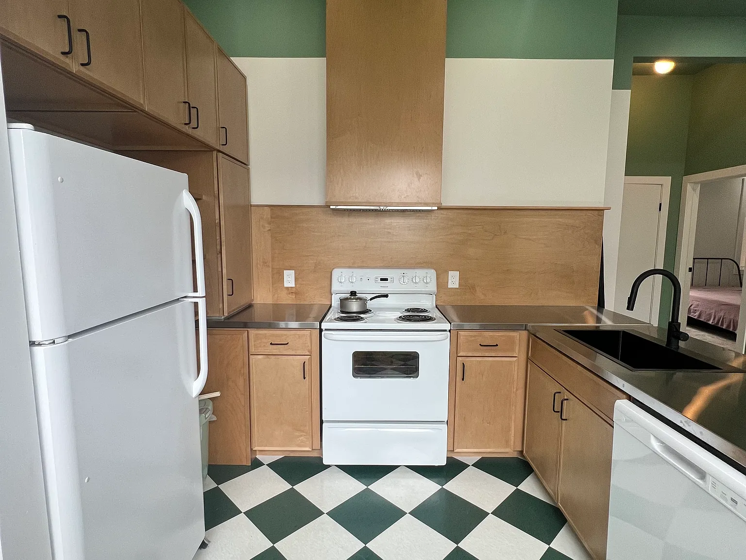 7218 Buffalo Ave — Photo 3