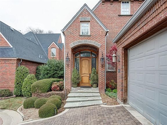 2nd image of 4952 Westbriar Dr