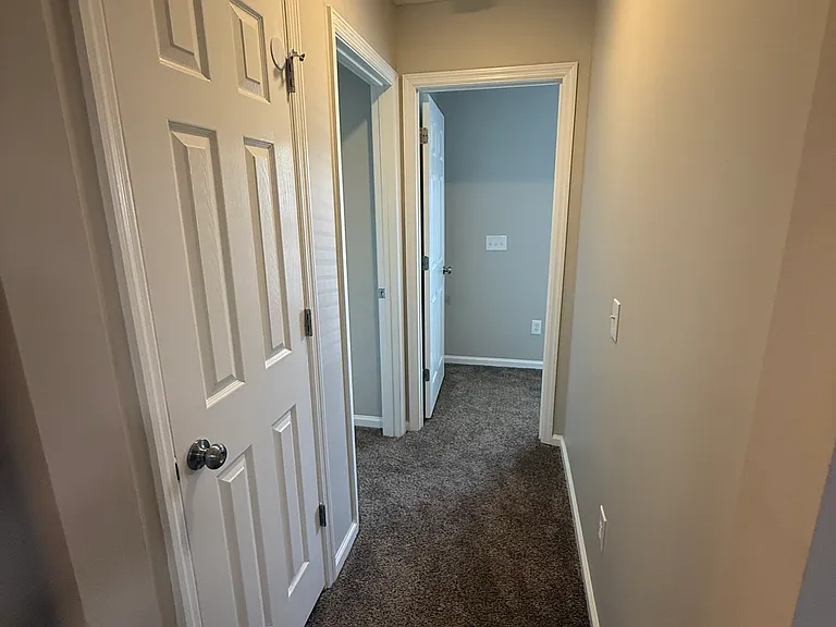 1016 Deerberry Rd — Photo 34