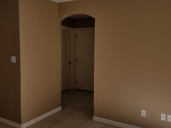 4th image of 1707 W Bronze St APT C