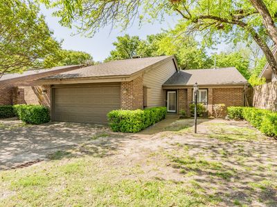 7808 High Oaks Cir, Dallas, TX, 75231