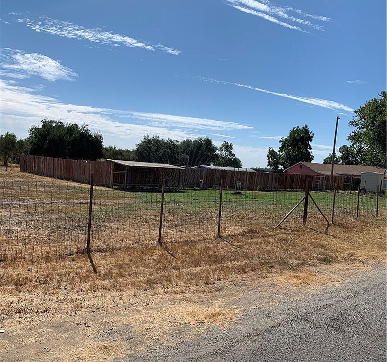 2nd image of 4368 County Rd S