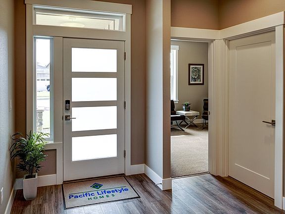 Example of an Entryway