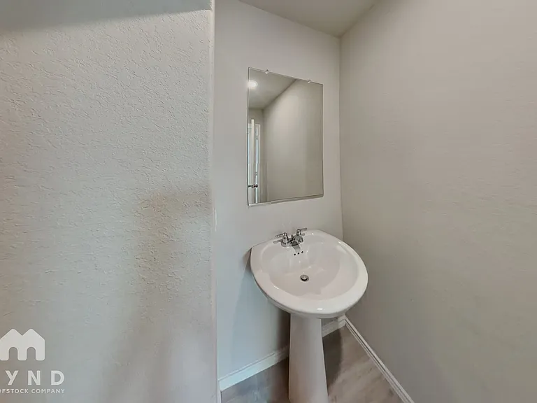 4220 Thalweg Way — Photo 13