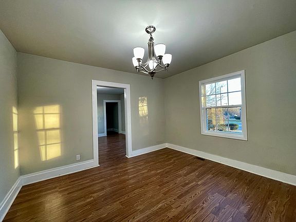 4th image of 917 Reid St